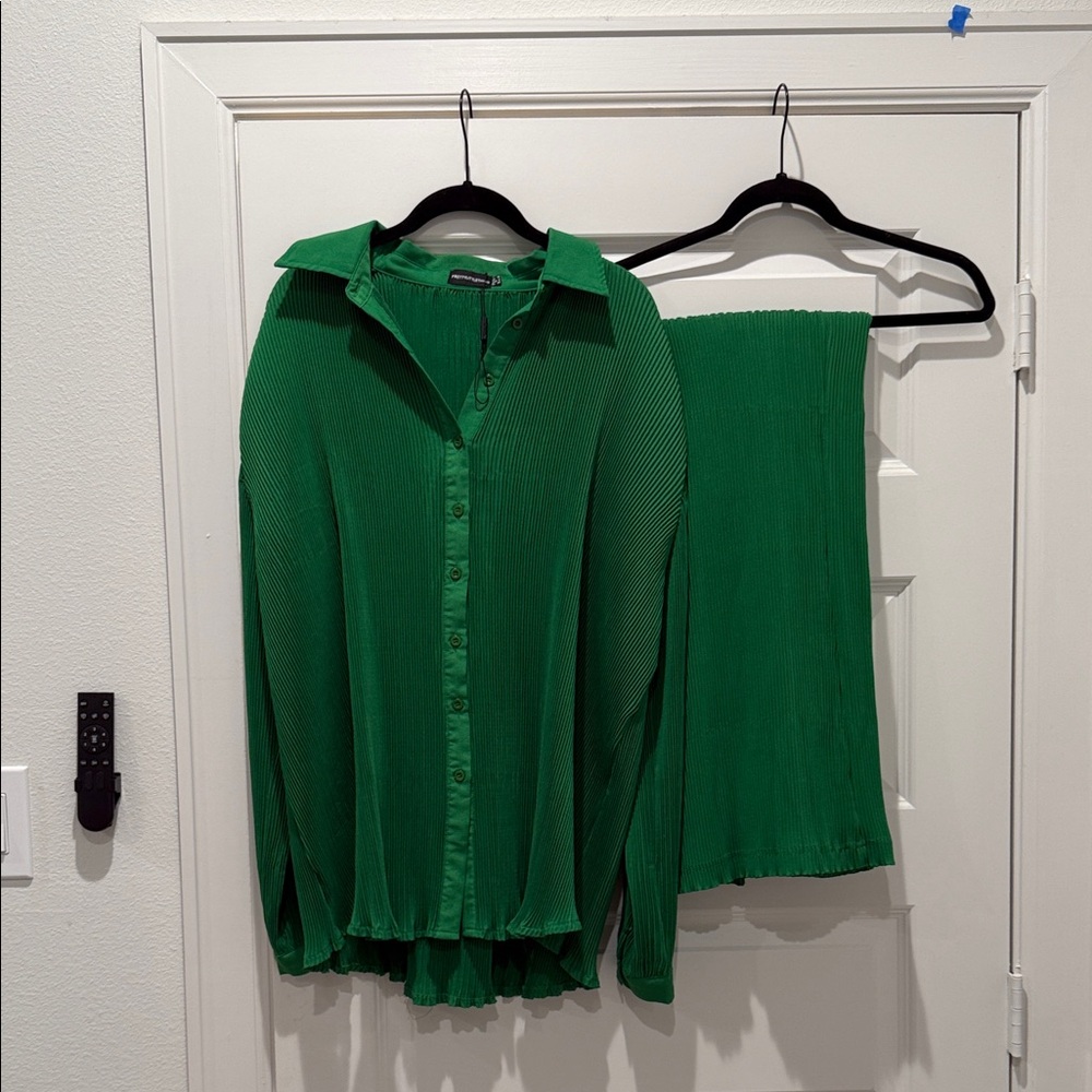 PrettyLittleThing Green Button Down Shirt